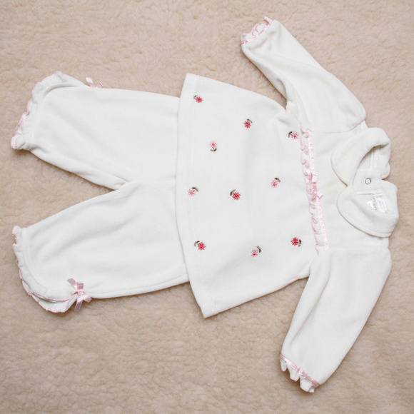 PURETÉ - Velour Bib Babgrow & Floral Three Piece Baby Layette Set - Pink